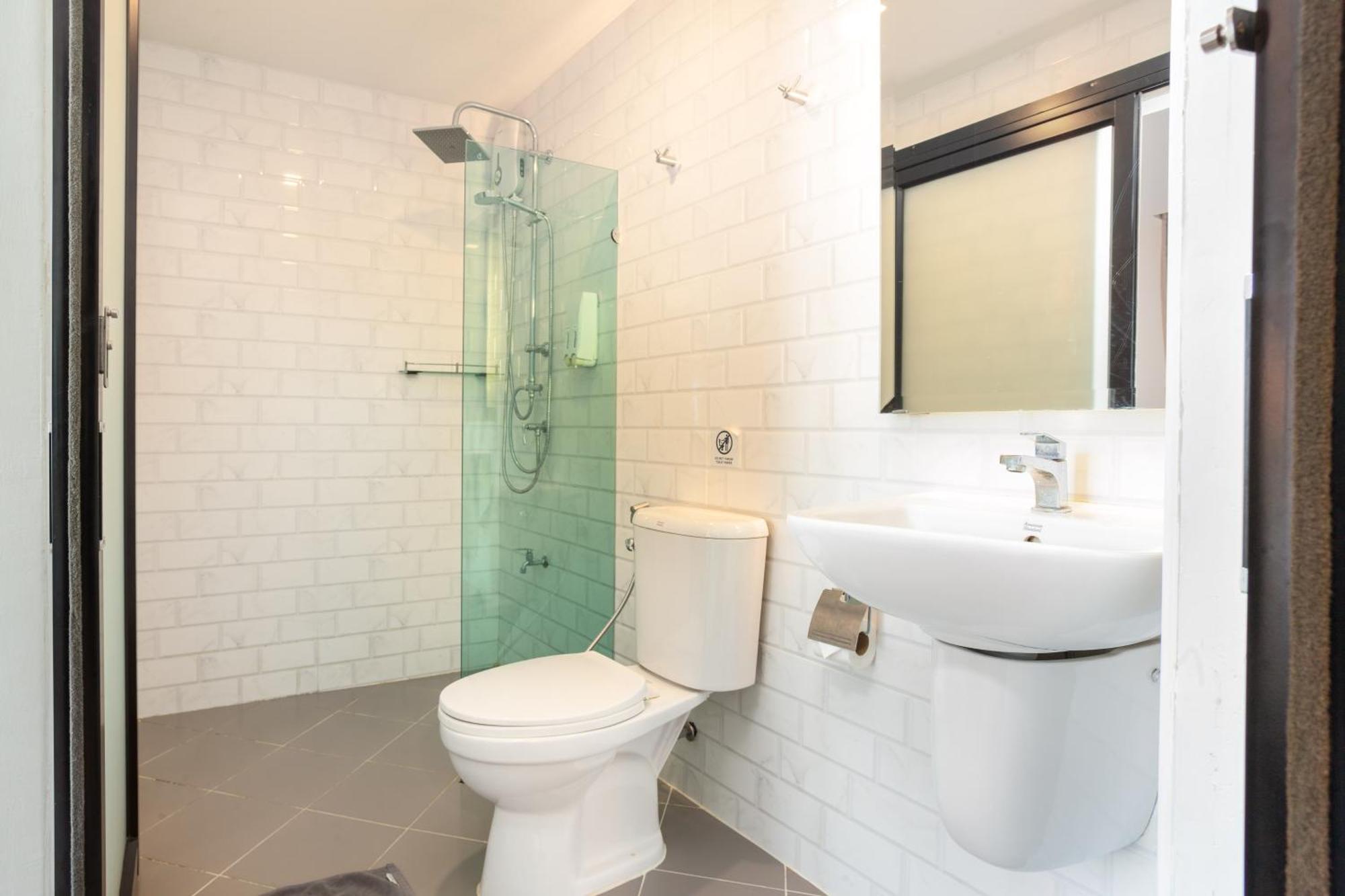 Отель Isty Design 4*